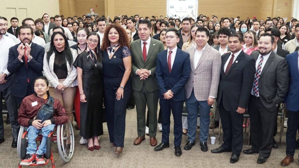 ee3cf372-cf76-4943-bcea-416c8e7dd3d5