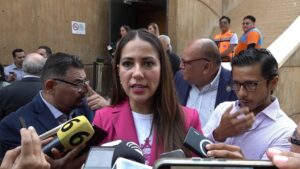 040c7e7d-026d-457d-8f37-f56379aa3ac7