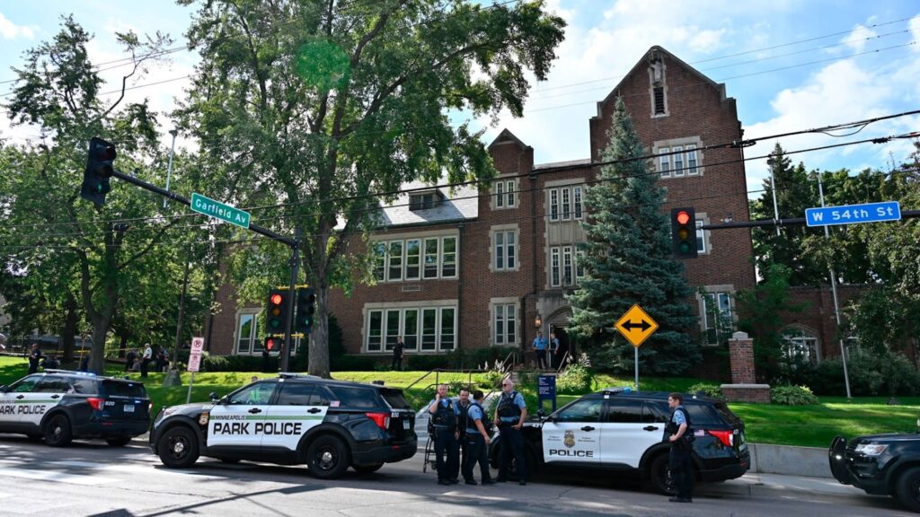 8f656c812b948e4ecb1822f4ab40834a