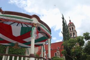 2f775731-0469-4b32-a4e6-081a5f85f8e0 (1)