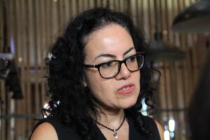 aaef8292-29dd-4f2d-bb8d-f233c8f179f9