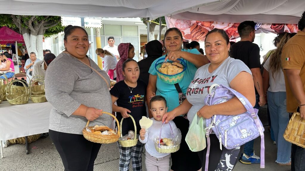 f6d83f26-48d3-4c12-86c3-0a154c78f805