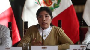 peru-rompe-relaciones-mexico-ex-primeraministra-chavez