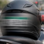 Otra ocurrencia más de la Cámara de Diputados; Proponen que motociclistas porten número de placa en el casco.