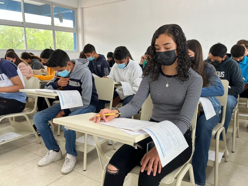 Guanajuato destina más de mil millones de pesos para ampliar preparatorias y cobertura educativa.