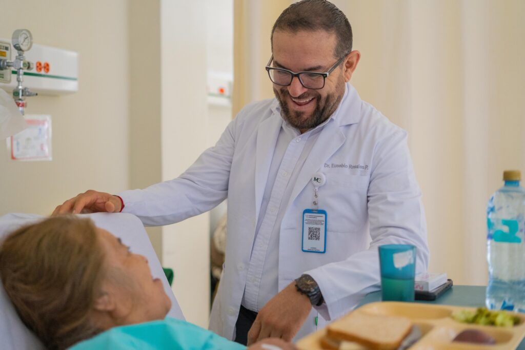 Pide IMSS Guanajuato evitar afecciones gastrointestinales y vigilar alimentos para no consumirlos en mal estado.