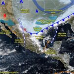 Lluvias y granizadas paralizan CDMX y varios estados del centro del país.
