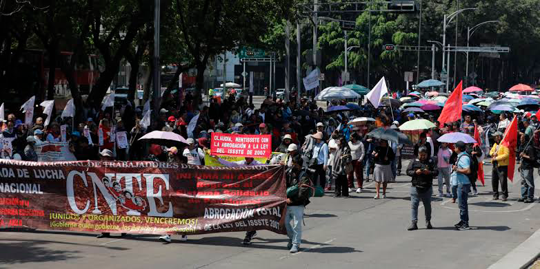 CNTE intensifica protestas en CDMX; prevén bloqueos frente a principales Afores este 18 de junio