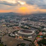 El latido de los mexicanos unido por el fútbol, sedes de transmisión, exclusividad gastronómica y sostenibilidad urbana.