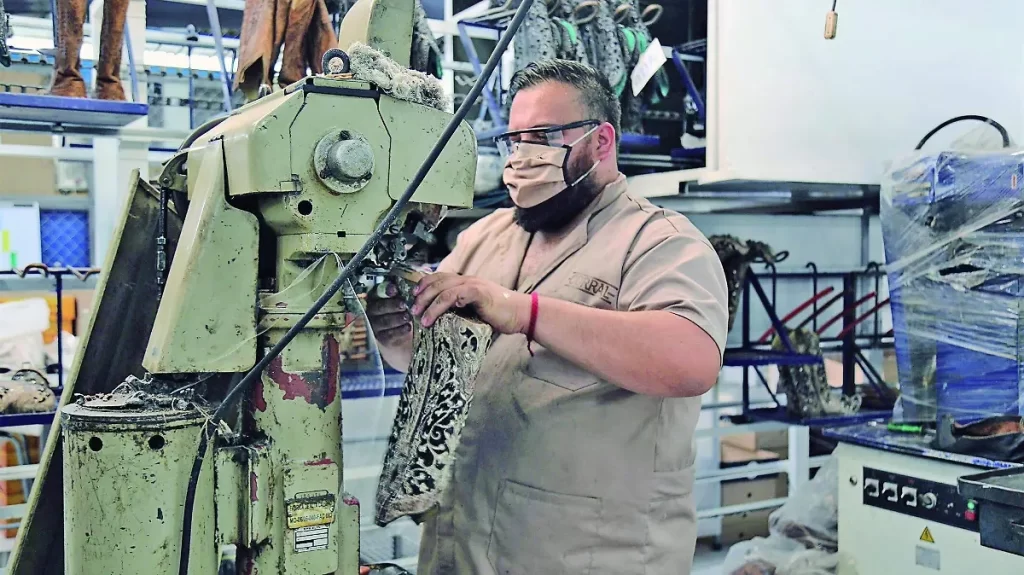 Industria del calzado llama a blindar la colaboración con el próximo gobierno de León.