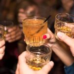 Consumo de alcohol en menores se origina principalmente en el entorno familiar, advierte Salud León.