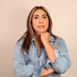 Regidora denuncia presuntas irregularidades en contratos de obra pública y señala beneficios a una constructora.